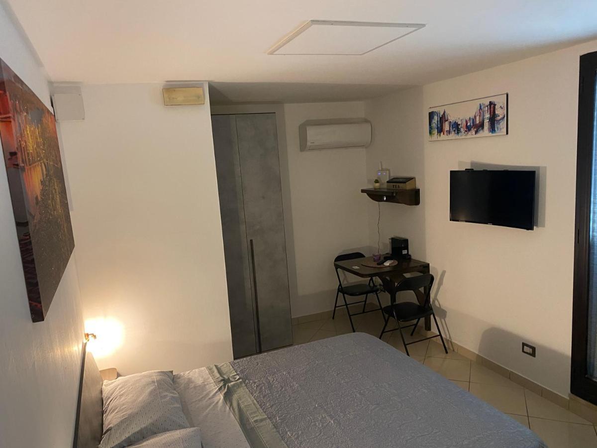 Room Mazzini Lecce Zewnętrze zdjęcie